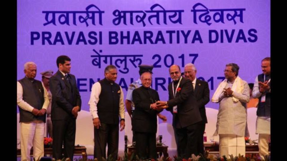 President of India awards Dr R Seetharaman Jan 2017