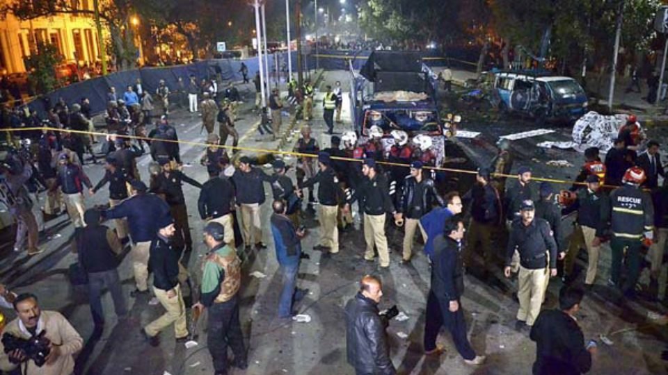 Suicidal Attack Lahore Charing Cross 13 Feb 2017