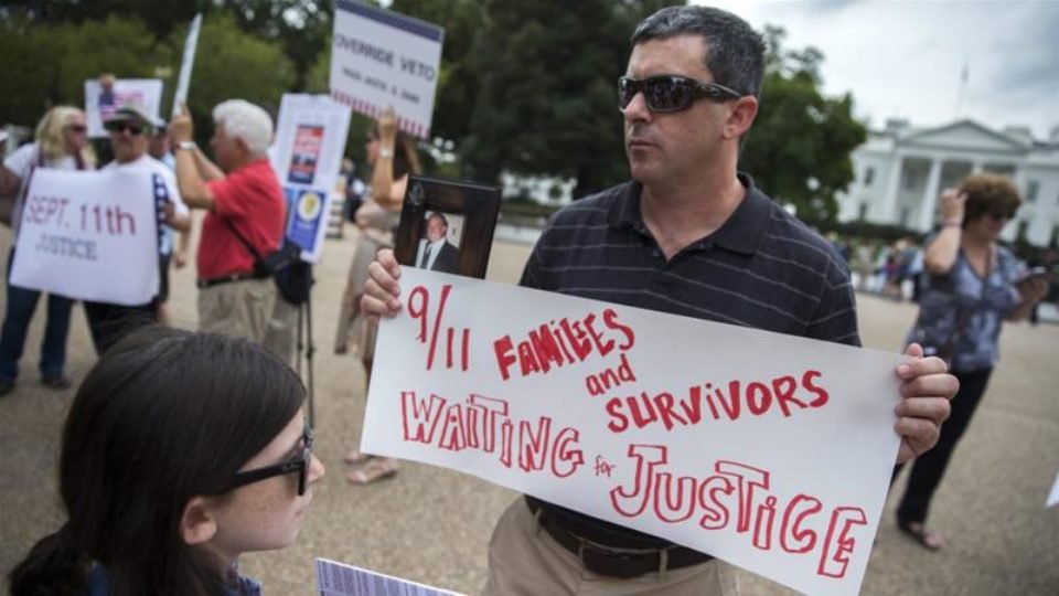 Congress voted to override a veto and allow relatives of 11 Sept victims to sue for damages