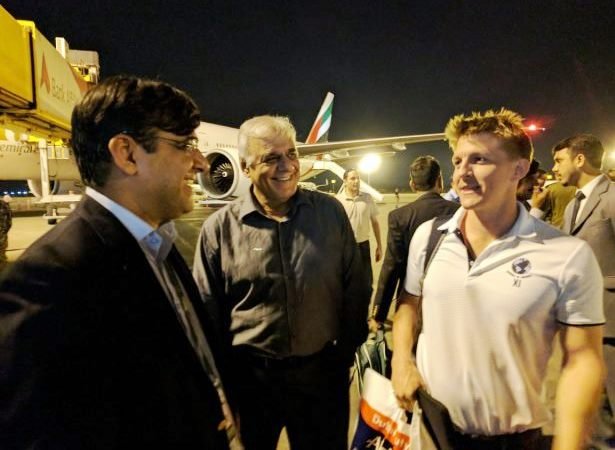Int’l Cricket Heroes Arrive in Pakistan for World XI Series