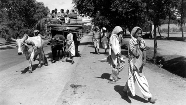 Thousands of Muslim family fled from India after violence erupted between Hindus and Muslims after partition of the country AP Photo]