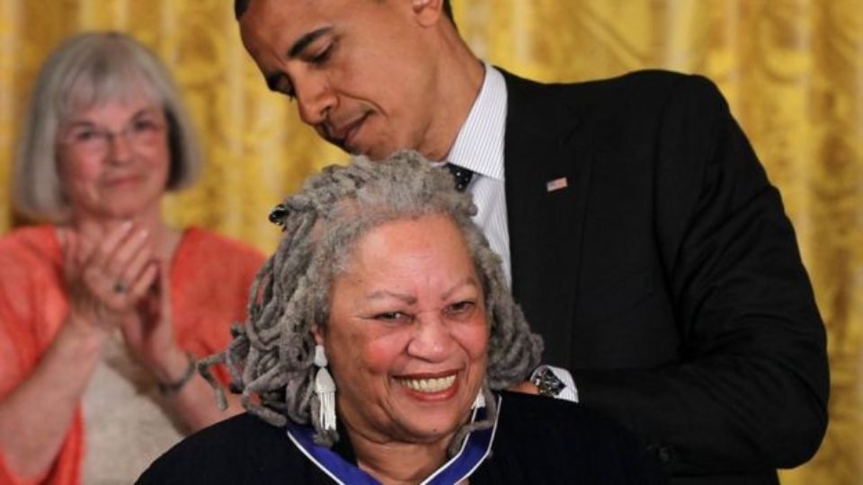 Toni Morrison: US Nobel Prize-Winning Author Dies at Age 88