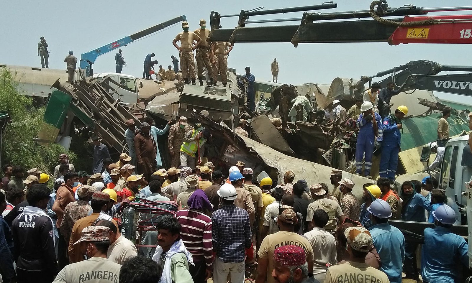 Dozens Killed After Passenger Trains Collide in Pakistan