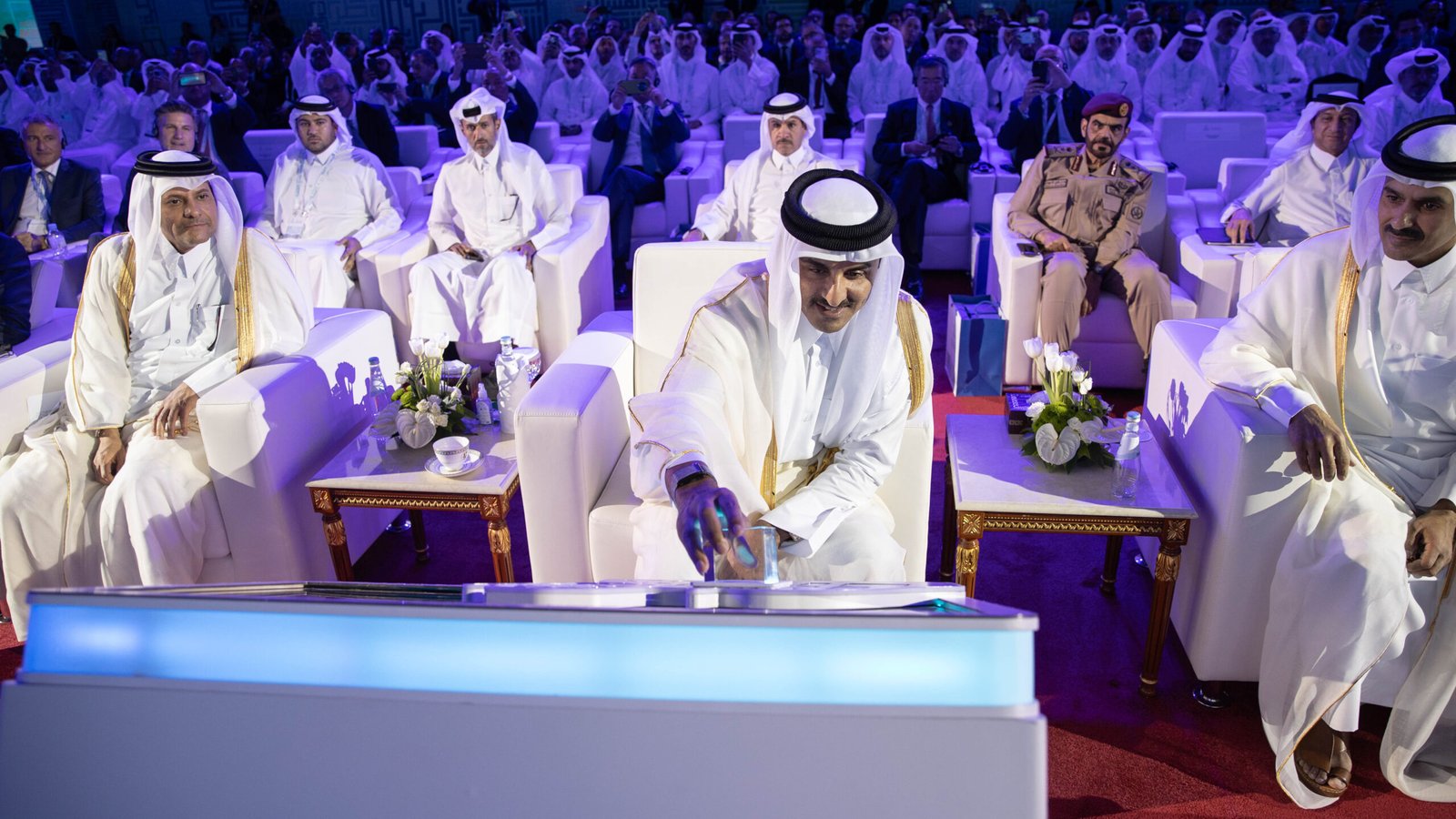 Qatar: HH Amir of Qatar Lays Foundation Stone Of North Field Expansion Project