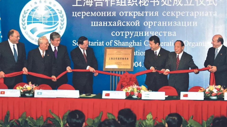 Chinese FM Calls for SCO’s Role as ‘Stabilizing Anchor’ Amid Turbulence, Changes; SCO Celebrates 20th Anniversary