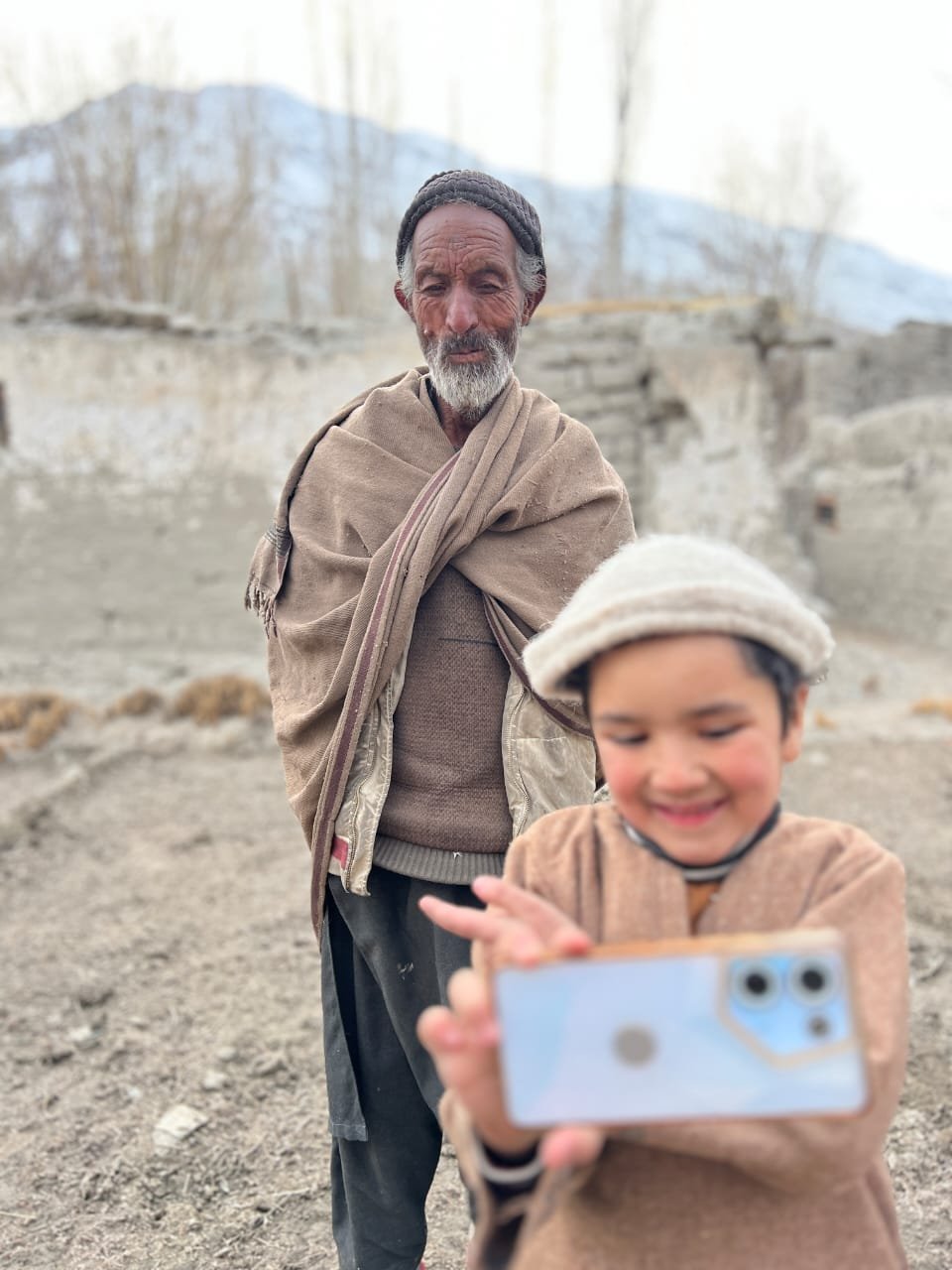Pakistan’s Famous 5-year-old V logger Hails From Scenic Gilgit-Baltistan Region